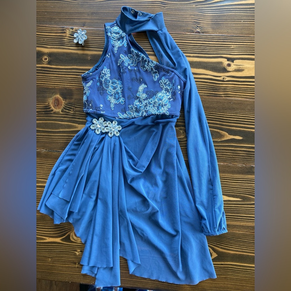 Child dance costume
